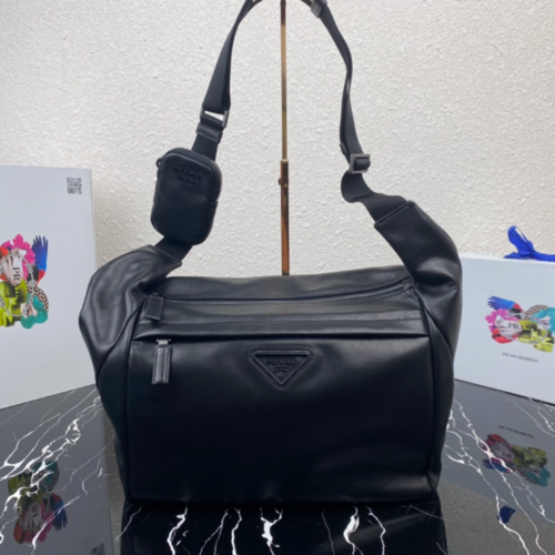 스무스 레더 삼각로고 파우치 숄더백 [블랙] 라지