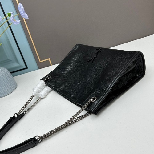 니키 쇼퍼백 32cm [블랙]