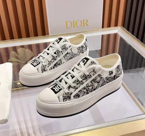 WalknDior 플랫폼 스니커즈 KCK38
