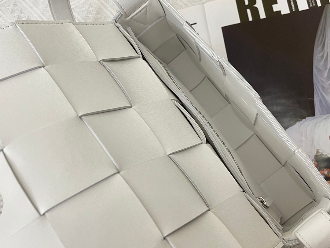 1745558452234.png