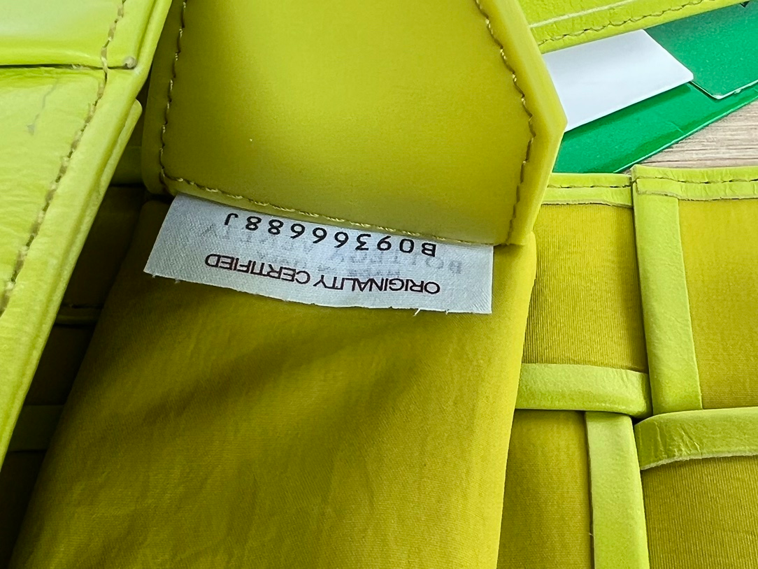 1745558956078.png