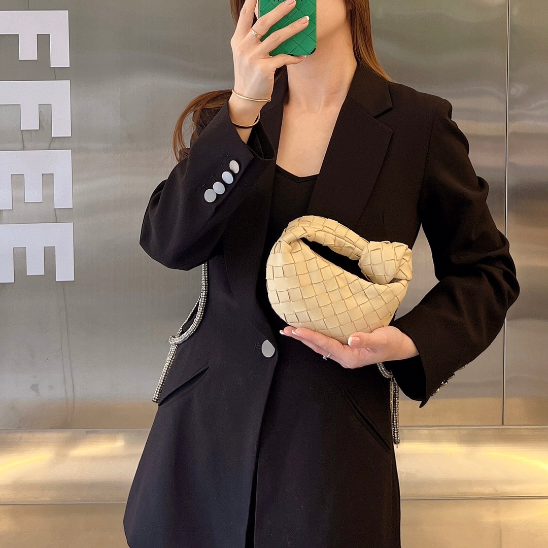 1745902100867.png